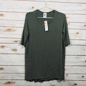 Agnes & Dora women’s green short sleeve tunic  size S